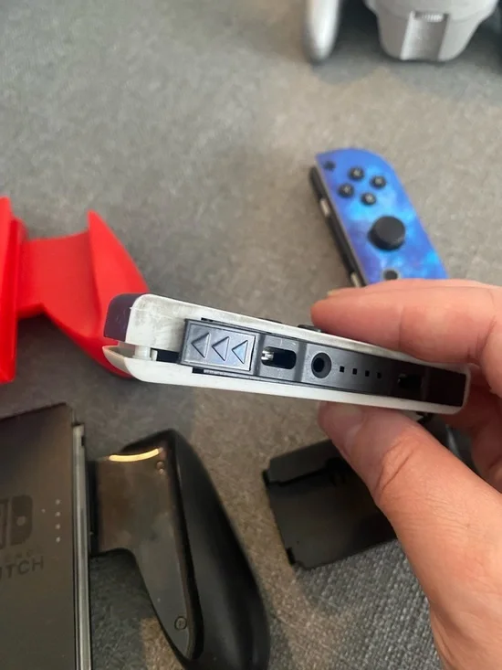 Nintendo Switch Joy-Con Bundle + Grips & Accessories (Untested) - Picture 5 of 5